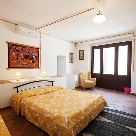 Borgo De Salaioli Oda ve Kahvaltı 3*