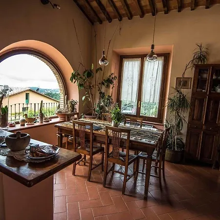 Oda ve Kahvaltı Borgo De Salaioli 3*