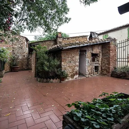 Oda ve Kahvaltı Borgo De Salaioli 3*