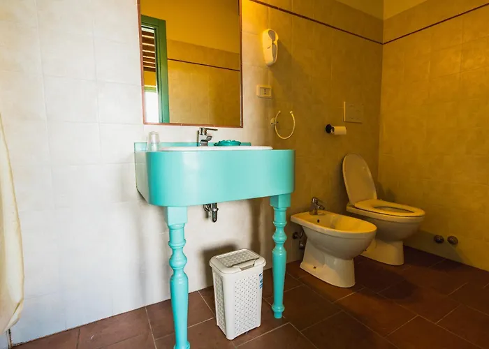 Borgo De Salaioli ベッド・アンド・ブレックファスト スカンサーノ